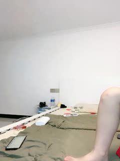 【真实约炮】高冷女同事私下约炮实录！被操到淫水直流、骚叫不停