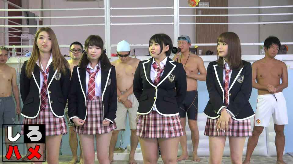 657 8:04HD大神男扮女装潜入东北大澡堂刚好有几位美女来洗澡换衣服