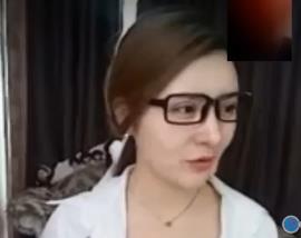 260 11:30HD【极品反差婊】高颜值气质美人吞食白人金主爸爸的大肉棒，技术限速 让人羡慕呀！