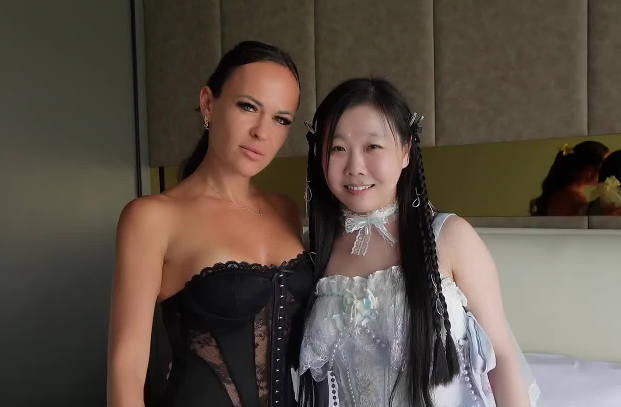 人鱼花嫁白丝和奥地利夫妻玩交换无套内射-冰凌紫萱