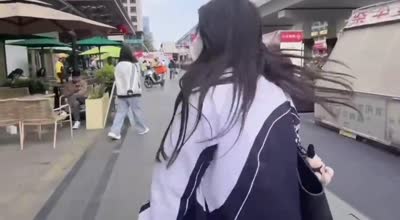 24岁粉丝的甜蜜校园恋爱-小t很温柔