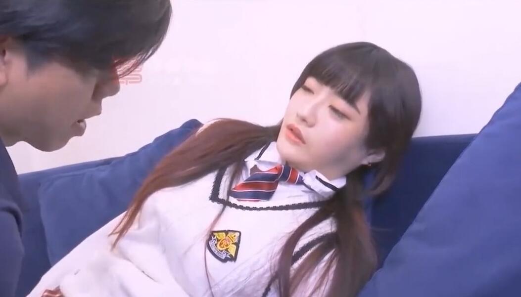 软嘴唇工作室.沈娜娜.催眠系列上.泼辣表妹迷幻后.乖巧操控自如