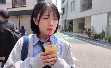 系オジカツホリック かほ→J系 新体操部 福岡出身の女の子。 実は初体験がおじさんで、それ以来おじさんとのSEXにハマり中…。 白井いとSVGAL-025-u