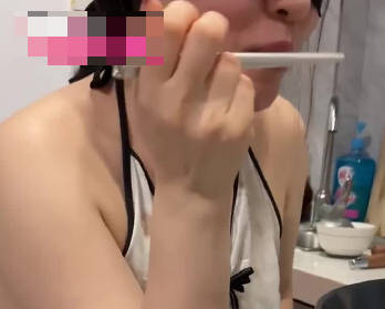 嫂子火锅微醺后骚浪爆棚吃饱喝足扑来狂吃肉棒深喉吞吐浪叫不止